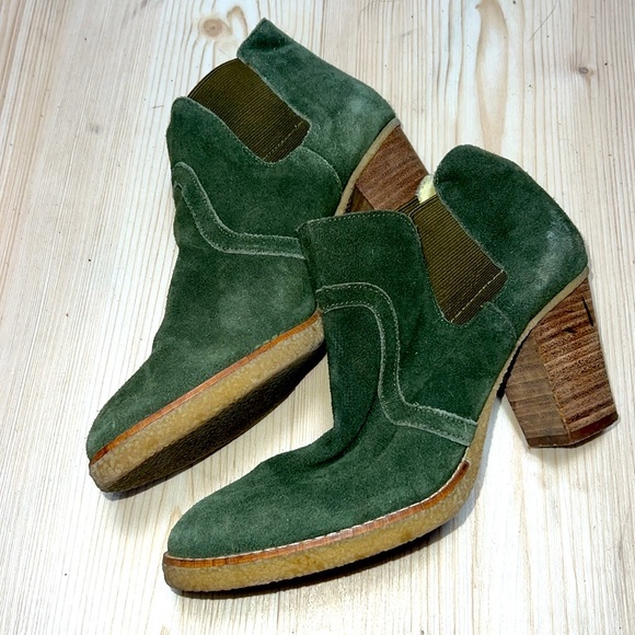 Gap Green Suede Ankle Boots - Picture 2 of 8